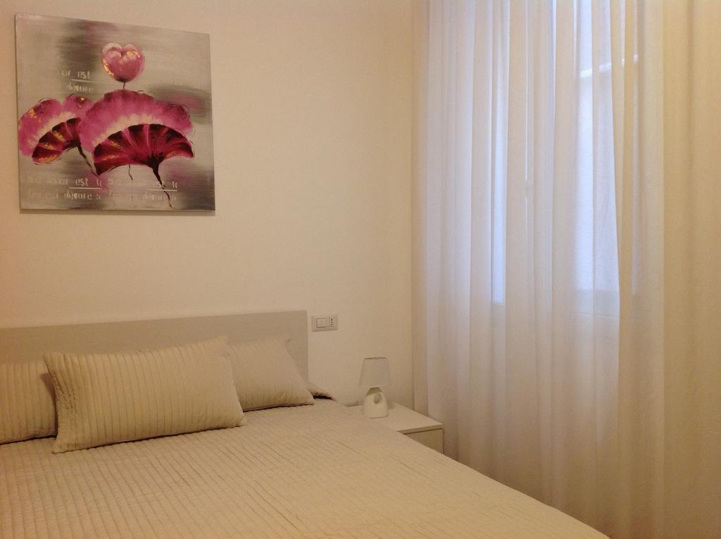 B&B A Casa Di Amici Giardini Naxos Room photo